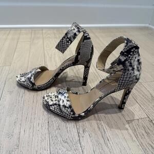 Bcbg Maxazria Snakeskin Ankle Strap Heels 6.5 (36.5) Preowned